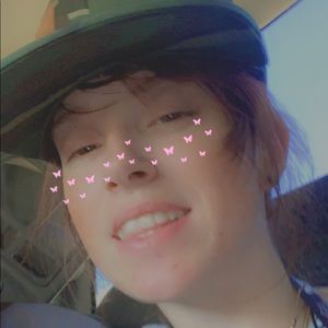 Meet your Posher, Tomie